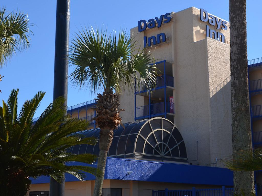 Days Inn By Wyndham Panama City Beach/Ocean Front Экстерьер фото