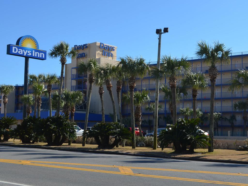Days Inn By Wyndham Panama City Beach/Ocean Front Экстерьер фото
